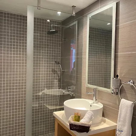 On The Beach Apartment Limassol